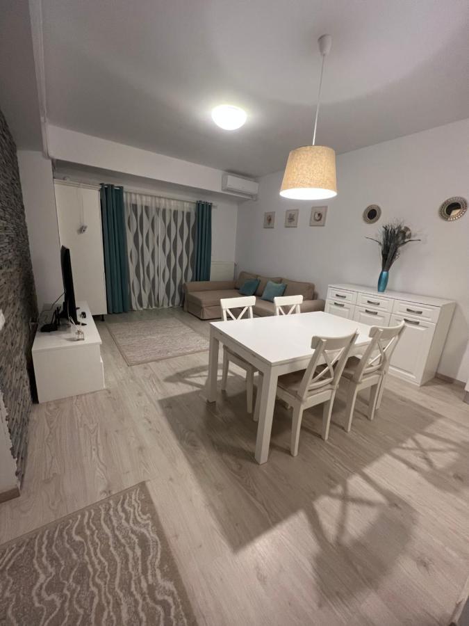 Eqinox Apartments Năvodari Kültér fotó