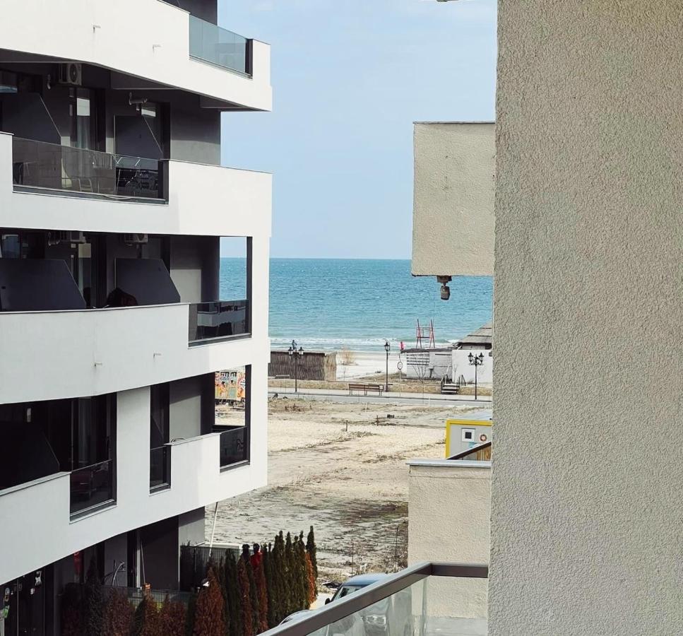 Eqinox Apartments Năvodari Kültér fotó